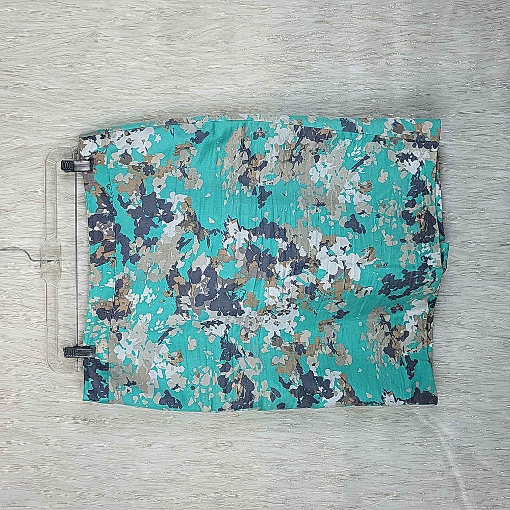 VanHeusen Studio Skirt